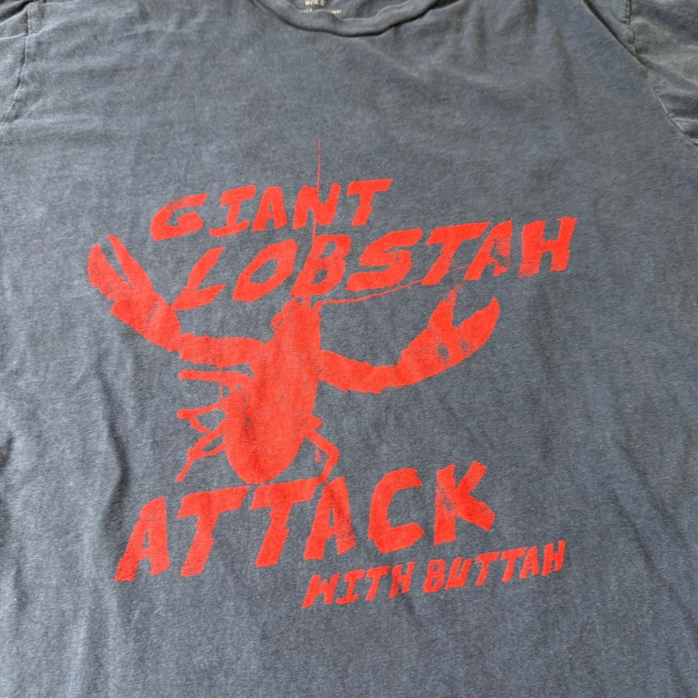 Sperry Giant Lobstah Attack With Buttah Graphic Tee Shirt Men's Small Navy - Picture 2 of 11